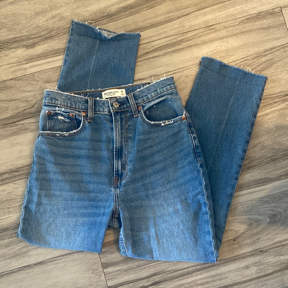 Abercrombie Curve Love Ankle Straight Ultra High Rise Jeans